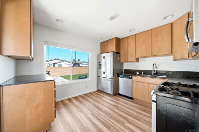 10979 Via Abaca, San Diego, CA 92126