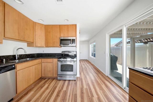 10979 Via Abaca, San Diego, CA 92126
