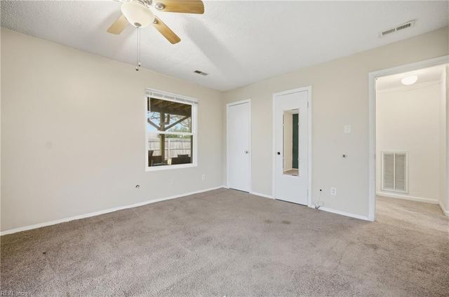 606 Orangewood DR, Virginia Beach, VA 23453