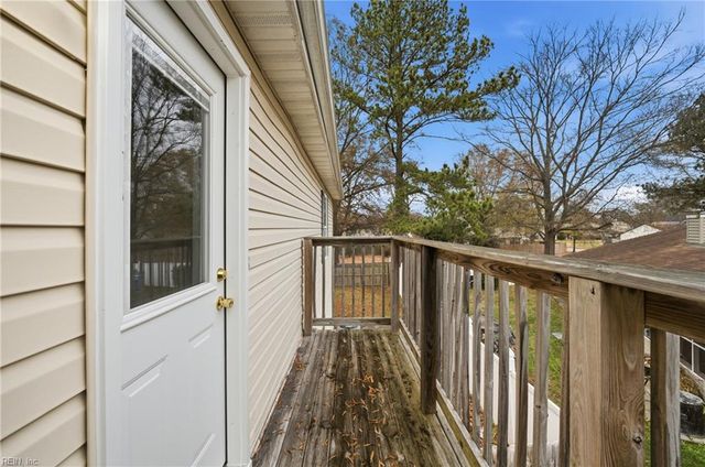 606 Orangewood DR, Virginia Beach, VA 23453