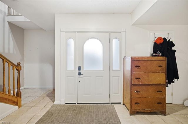 606 Orangewood DR, Virginia Beach, VA 23453