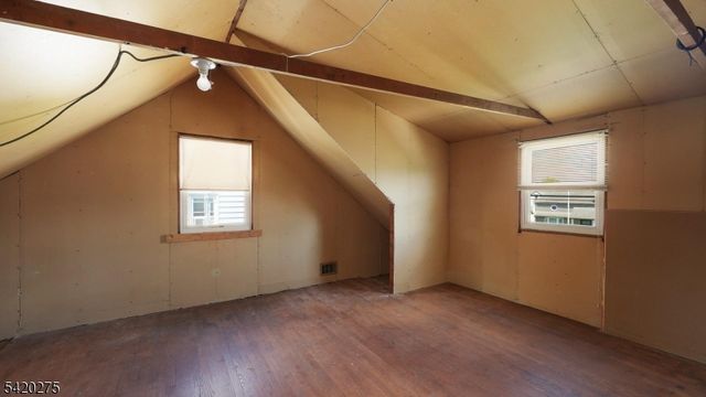41 S 17Th St, Kenilworth Boro, NJ 07033
