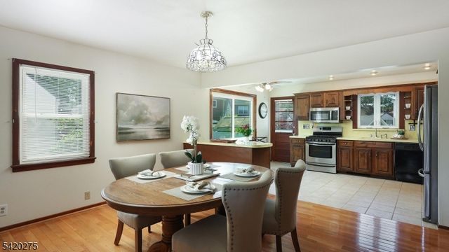 41 S 17Th St, Kenilworth Boro, NJ 07033