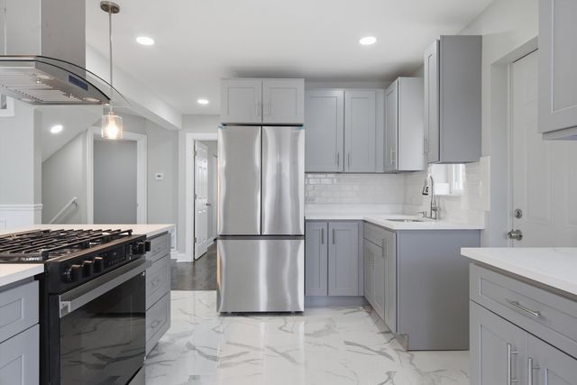433 W 100TH Street, Chicago, IL 60628