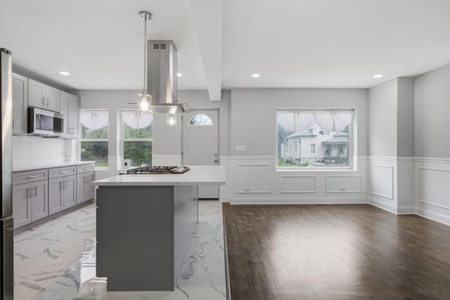 433 W 100TH Street, Chicago, IL 60628