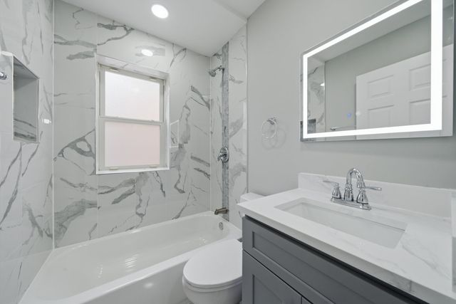 433 W 100TH Street, Chicago, IL 60628