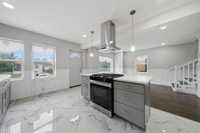 433 W 100TH Street, Chicago, IL 60628