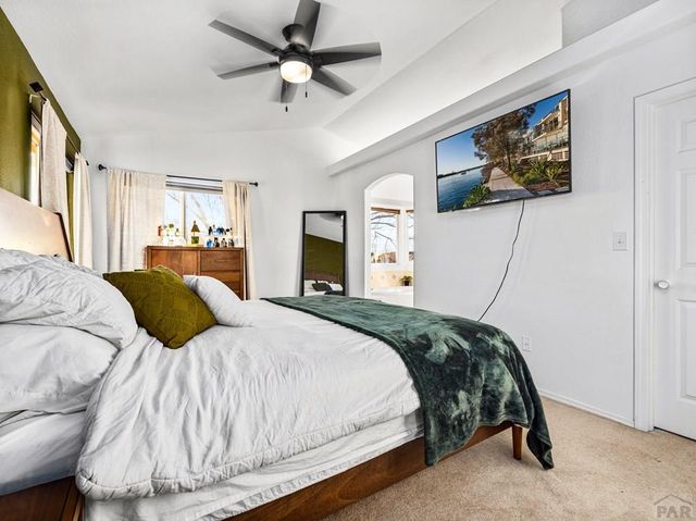 3 Thames Ct, Pueblo, CO 81005