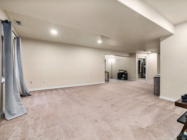 3 Thames Ct, Pueblo, CO 81005