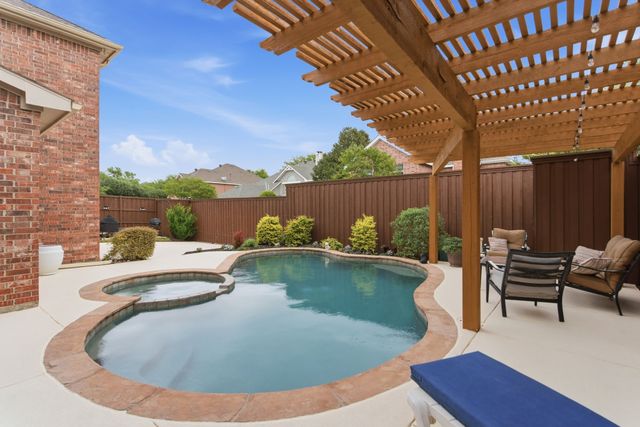 17816 Cypress Falls Drive, Dallas, TX 75287