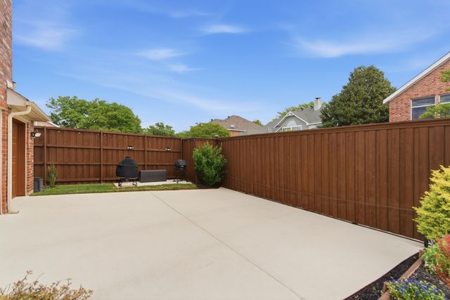 17816 Cypress Falls Drive, Dallas, TX 75287