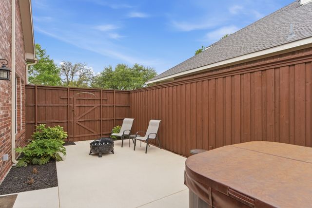 17816 Cypress Falls Drive, Dallas, TX 75287