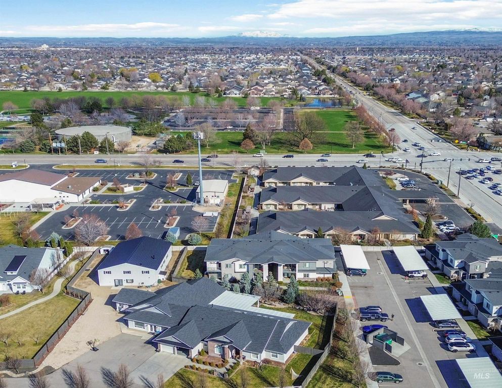 2985 N Meridian Rd, Meridian, ID 83646 photo 4