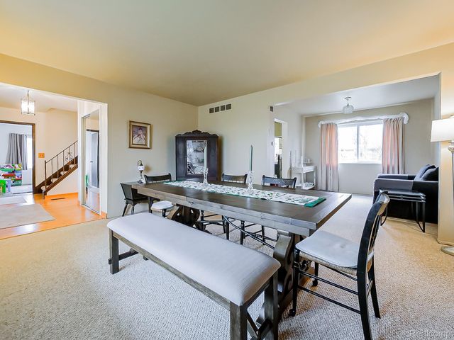 38131 Chatham Court, Sterling Heights, MI 48310