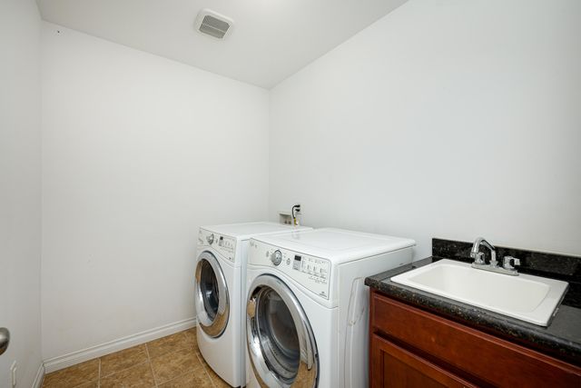 4267 Chandi Court, Ypsilanti, MI 48197