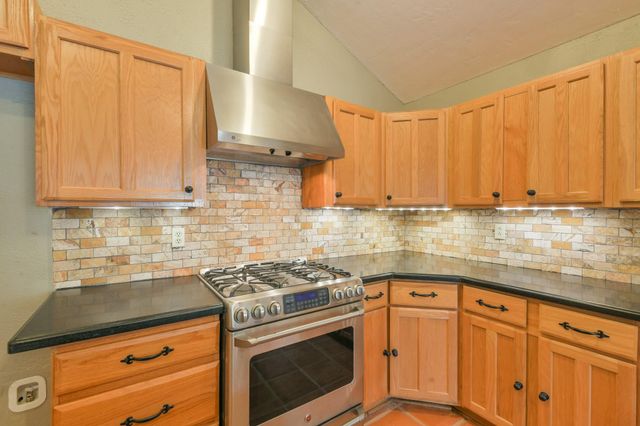 6103 Gallant Forest Drive, Houston, TX 77088