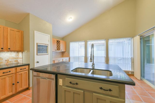 6103 Gallant Forest Drive, Houston, TX 77088