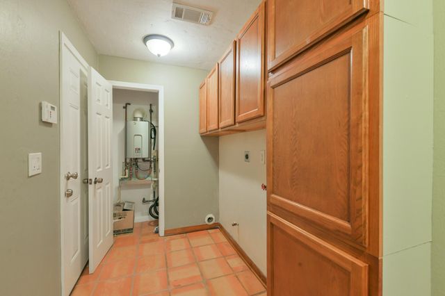 6103 Gallant Forest Drive, Houston, TX 77088