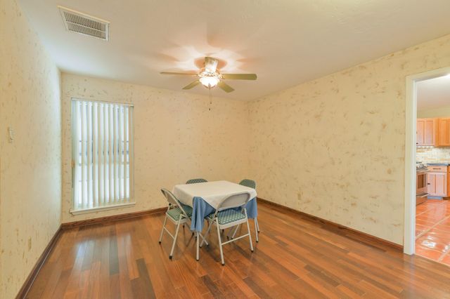 6103 Gallant Forest Drive, Houston, TX 77088