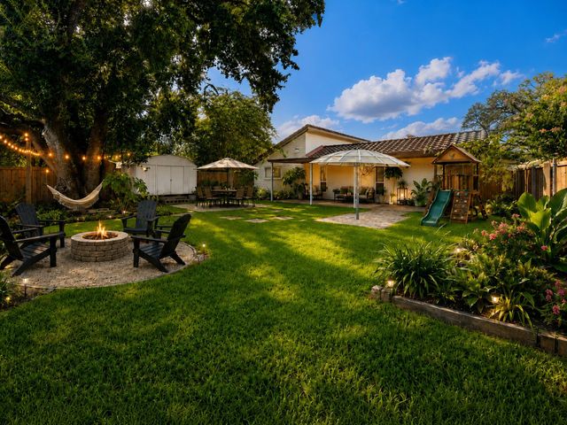 6103 Gallant Forest Drive, Houston, TX 77088