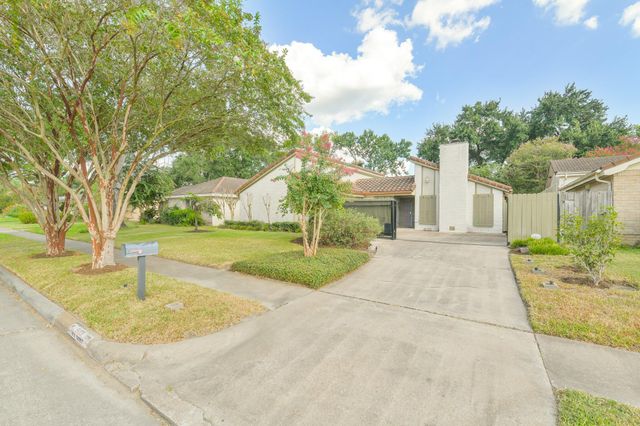 6103 Gallant Forest Drive, Houston, TX 77088