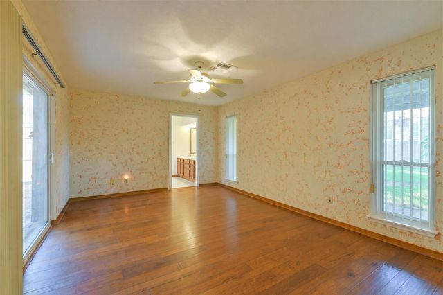6103 Gallant Forest Drive, Houston, TX 77088
