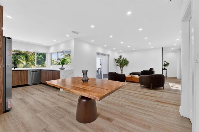 6621 Ficus Dr, Miramar, FL 33023