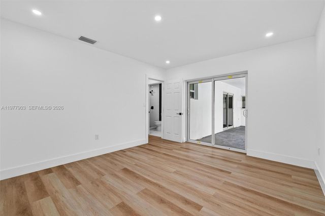 6621 Ficus Dr, Miramar, FL 33023