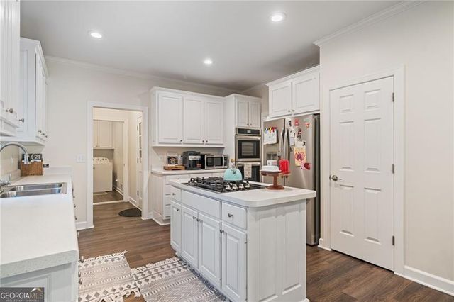 314 Savannah Place, Loganville, GA 30052