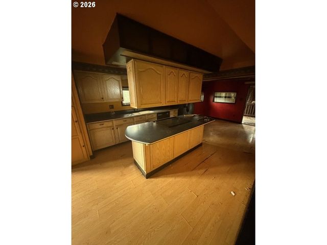 4305 Ne 12TH Ave, Portland, OR 97211