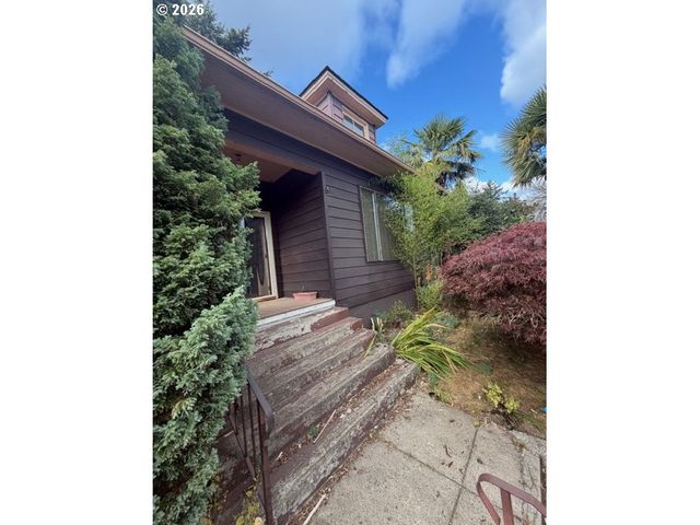4305 Ne 12TH Ave, Portland, OR 97211