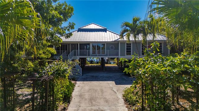 24139 JOLLY ROGER BOULEVARD, Punta Gorda, FL 33955