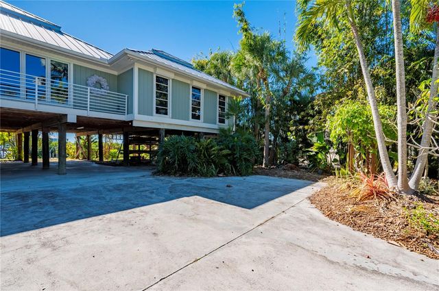 24139 JOLLY ROGER BOULEVARD, Punta Gorda, FL 33955