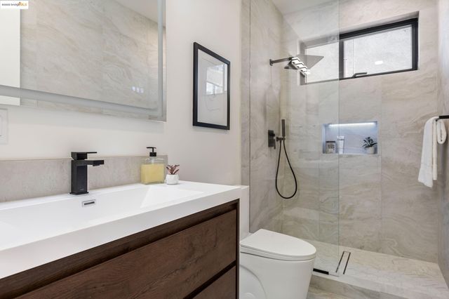 7260 Woodrow Drive, Oakland, CA 94611