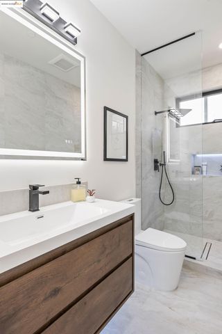 7260 Woodrow Drive, Oakland, CA 94611