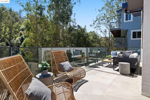 7260 Woodrow Drive, Oakland, CA 94611