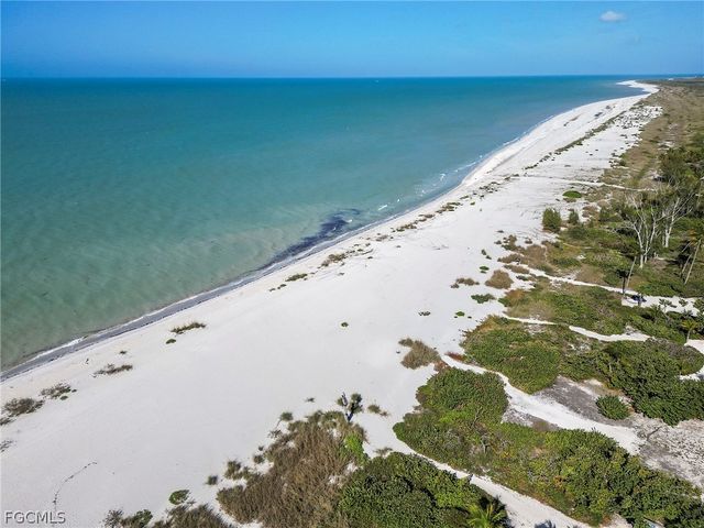 1016 Fish Crow RD, Sanibel, FL 33957