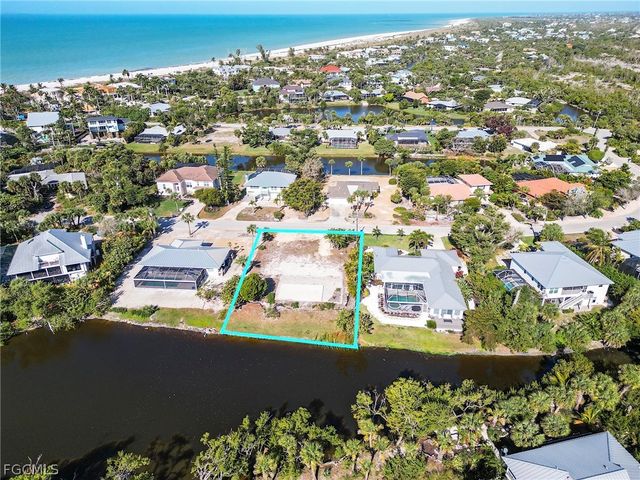 1016 Fish Crow RD, Sanibel, FL 33957