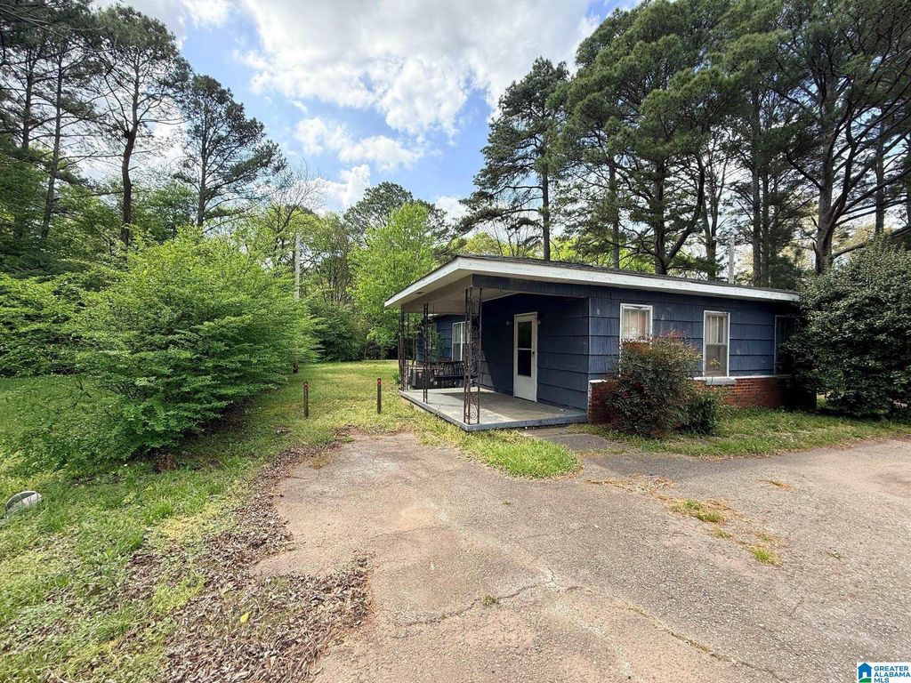 8 OWEN AVENUE, Bessemer, AL 35020