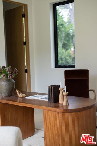 5064 Encino Avenue, Encino (los Angeles), CA 91316