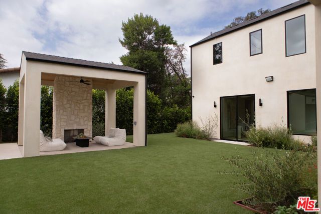 5064 Encino Avenue, Encino (los Angeles), CA 91316