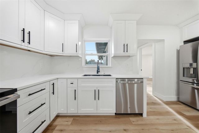 4327 59 STREET N, St Petersburg, FL 33709