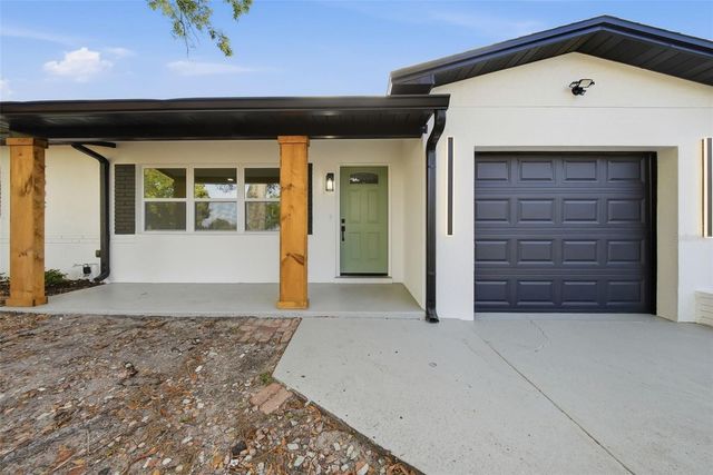 4327 59 STREET N, St Petersburg, FL 33709