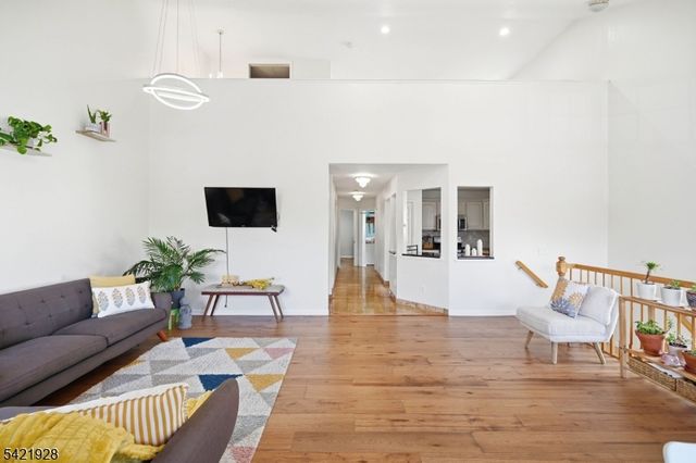 123 Barclay Drive, Nutley Twp., NJ 07110