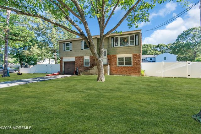 250 Point Pleasant Avenue, Bayville, NJ 08721