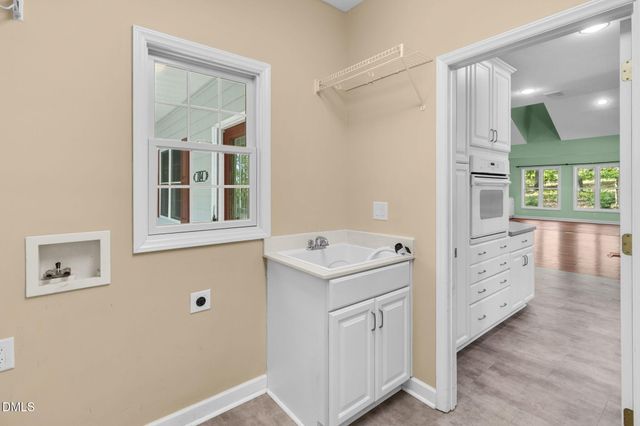 104 Greenside Lane, Sanford, NC 27332