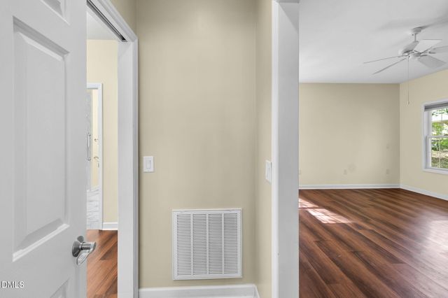 104 Greenside Lane, Sanford, NC 27332