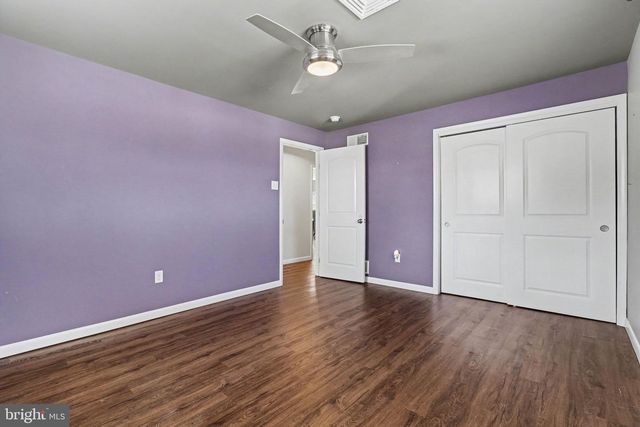 303 S MARKET ST, Mount Joy, PA 17552