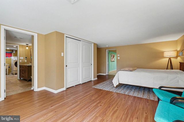 303 S MARKET ST, Mount Joy, PA 17552