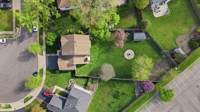 7 Arthur Court, Streamwood, IL 60107